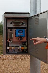 down or up track cabinet with wireless connetivity